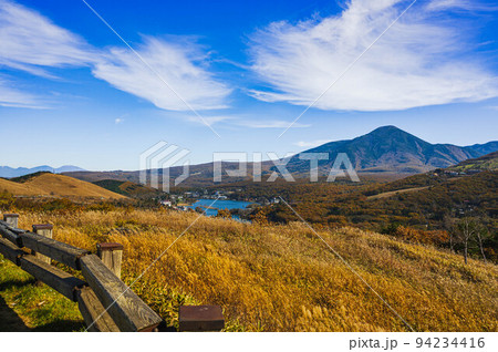 紅葉の白樺湖 紅葉の白樺湖 94234416
