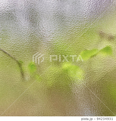 曇りガラスに透けて見える緑の景色 背景素材 曇りガラスに透けて見える緑の景色 背景素材 94234931