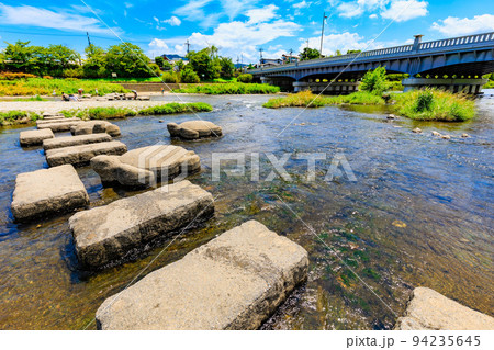 京都 京都市左京区 鴨川デルタ 出町の飛び石 京都 京都市左京区 鴨川デルタ 出町の飛び石 94235645