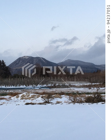 麓から見た冬の赤城山 麓から見た冬の赤城山 94237051