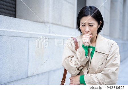 体調不良 女性 体調不良 女性 94238695