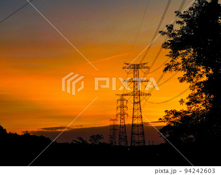 栃木県矢板市 田園の鉄塔 栃木県矢板市 田園の鉄塔 94242603