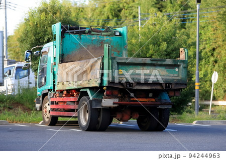 ダンプトラック　イメージ 94244963