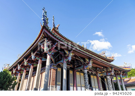 Old building view of the Confucius Temple in Taipei, Taiwan. This is a historical heritage with a Chinese-style building that is over several hundred years old. Old building view of the Confucius Temple in Taipei, Taiwan. This is a historical heritage with a Chinese-style building that is over several hundred years old. 94245020