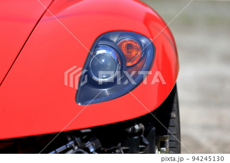 赤いスポーツカー イメージ 赤いスポーツカー イメージ 94245130