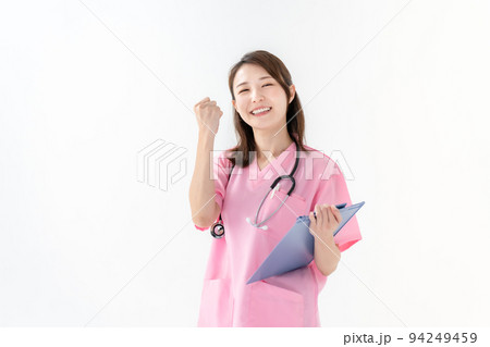 医師　女性 94249459
