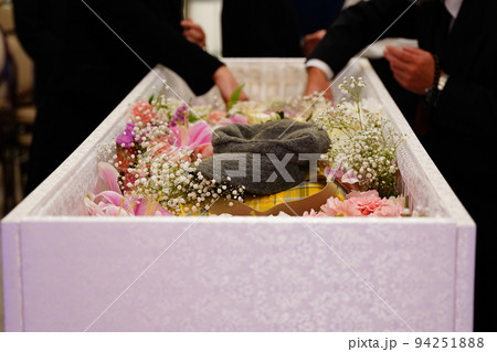 お別れの儀 お別れの儀 94251888