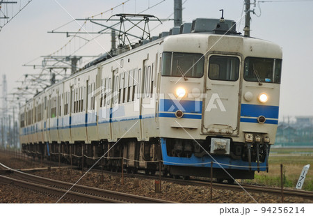 北陸本線 美川ー加賀笠間 JR西日本 413系 B03+B11編成(金沢) 北陸本線 美川ー加賀笠間 JR西日本 413系 B03+B11編成(金沢) 94256214