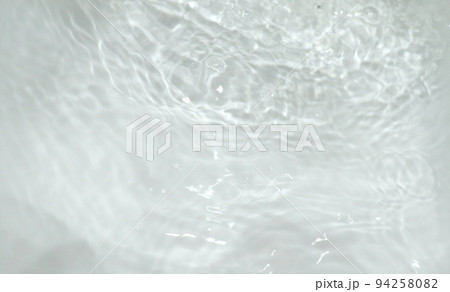 水の波紋 94258082