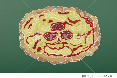 Chalk drawn whole pizza on green blackboard Chalk drawn whole pizza on green blackboard 94265781
