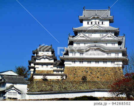 2015年「平成の大修理」直後の真っ白な姫路城 2015年「平成の大修理」直後の真っ白な姫路城 94268502