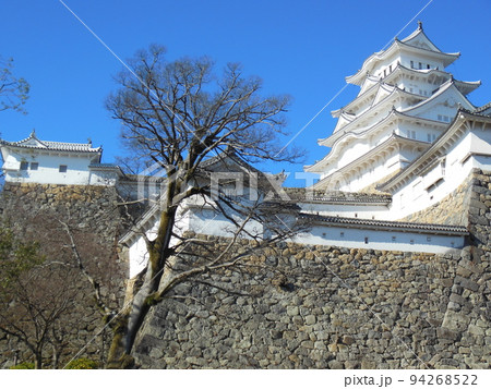 2015年「平成の大修理」直後の真っ白な姫路城 2015年「平成の大修理」直後の真っ白な姫路城 94268522