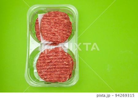 fresh raw minced meat in plastic box fresh raw minced meat in plastic box 94269315