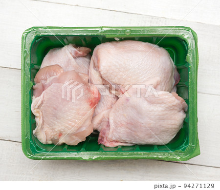 Chicken thigh 94271129