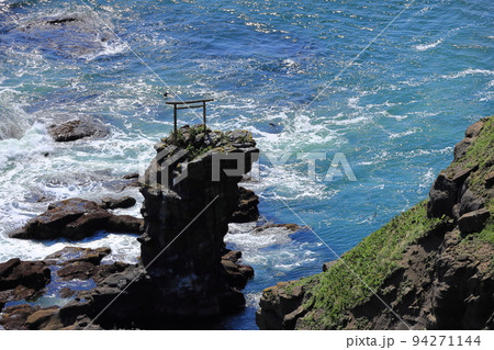 北海道釧路町　尻羽岬（シレパ岬）　帆掛岩【9月】 94271144