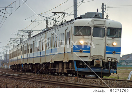 413系/683系 683系4000番台「サンダーバード」リニューアル車が入線です
