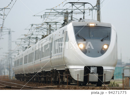 北陸本線 美川ー加賀笠間 JR西日本 683系 S08+S27編成(金沢) しらさぎ 北陸本線 美川ー加賀笠間 JR西日本 683系 S08+S27編成(金沢) しらさぎ 94271775