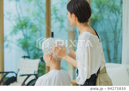 出張美容師イメージ 出張美容師イメージ 94273830