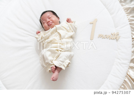 産まれて一ヶ月記念 94275307