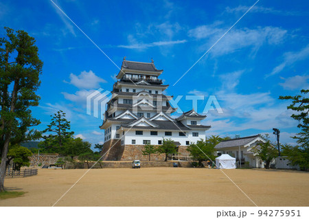 【日本100名城】福山城　外観復元完成の天守と初秋の青空5　広島県福山市 94275951