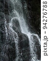 滝の流れ 94276788