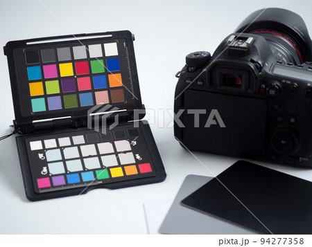 カメラマンの仕事道具カラーパレット カメラマンの仕事道具カラーパレット 94277358