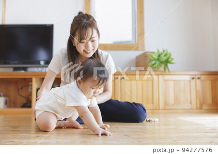 赤ちゃんとママ 赤ちゃんとママ 94277576