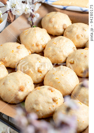 Traditional English cross buns. Traditional English cross buns. 94280175
