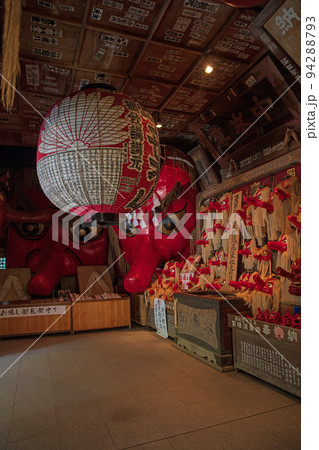 迦葉山弥勒寺 中峯堂 天狗面 拝殿 迦葉山弥勒寺 中峯堂 天狗面 拝殿 94288793