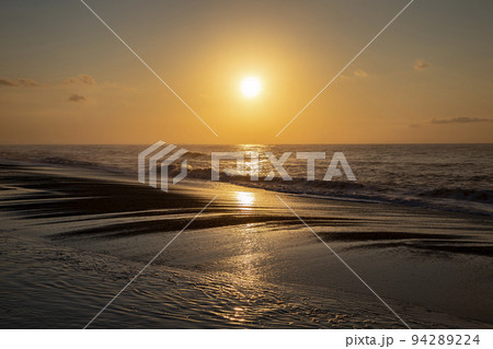 虎杖浜の日の出 94289224