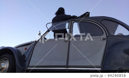 2CV (1) 2CV (1) 94290858