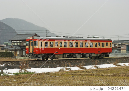 大糸線　姫川ー頸城大野　JR西日本　キハ52-115（糸魚川） 94291474