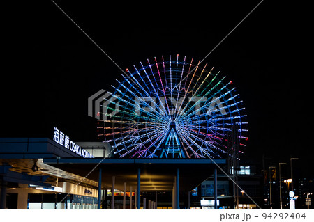 大阪　天保山　夜景の観覧車 94292404