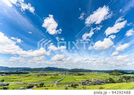 京都府・亀岡の田園風景　秋イメージ 94292488