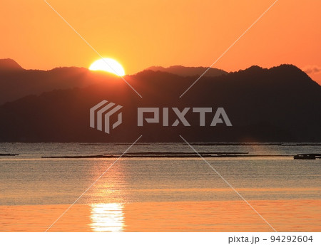 日の出 94292604