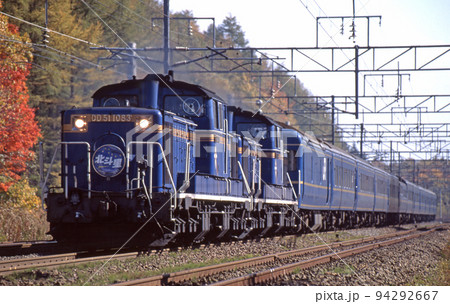 千歳線　北広島ー上野幌　JR北海道　DD51-1083（函館）＋24系　北斗星 94292667