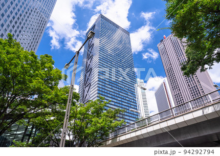 《東京都》新宿副都心の摩天楼・オフィス街 《東京都》新宿副都心の摩天楼・オフィス街 94292794