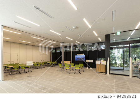 長崎県立長崎図書館郷土資料センター【長崎県長崎市立山】 長崎県立長崎図書館郷土資料センター【長崎県長崎市立山】 94293821