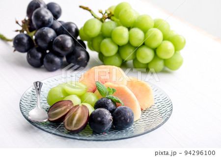 カットフルーツ　fruit 94296100