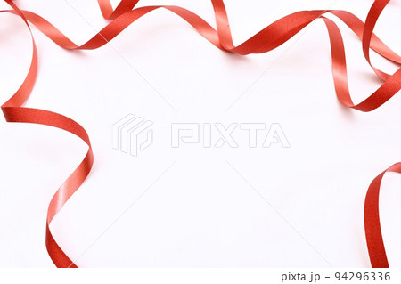 赤いリボン 94296336