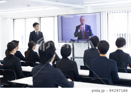 ビジネス　オンライン入社式 94297166