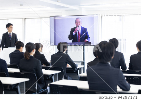 ビジネス　オンライン入社式 94297171