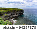 海岸線の崖の景色 94297878