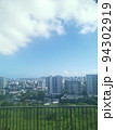 ハワイの景色　ビル群 94302919