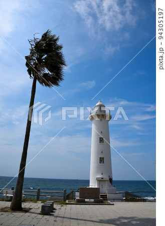 夏の終わり野灯台灯台 94305197