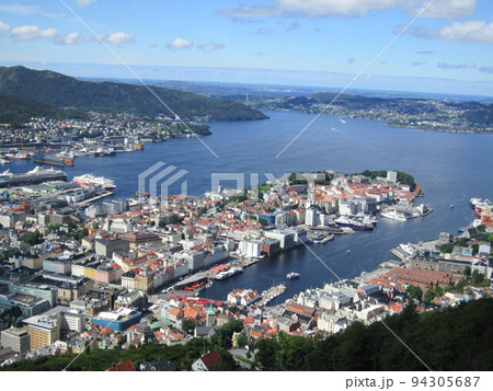 ノルウェーのベルゲンの風景⑪ 94305687