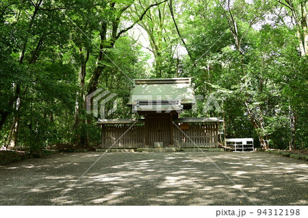 熱田神宮境内の孫若御子神社 94312198