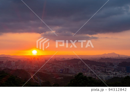 Beautiful aerail cityscape from Wenshan District Beautiful aerail cityscape from Wenshan District 94312842