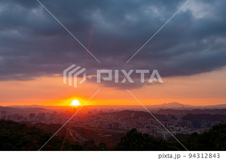 Beautiful aerail cityscape from Wenshan District Beautiful aerail cityscape from Wenshan District 94312843