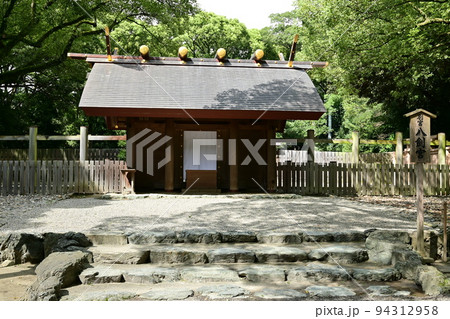 熱田神宮境内の別宮八剣宮 94312958